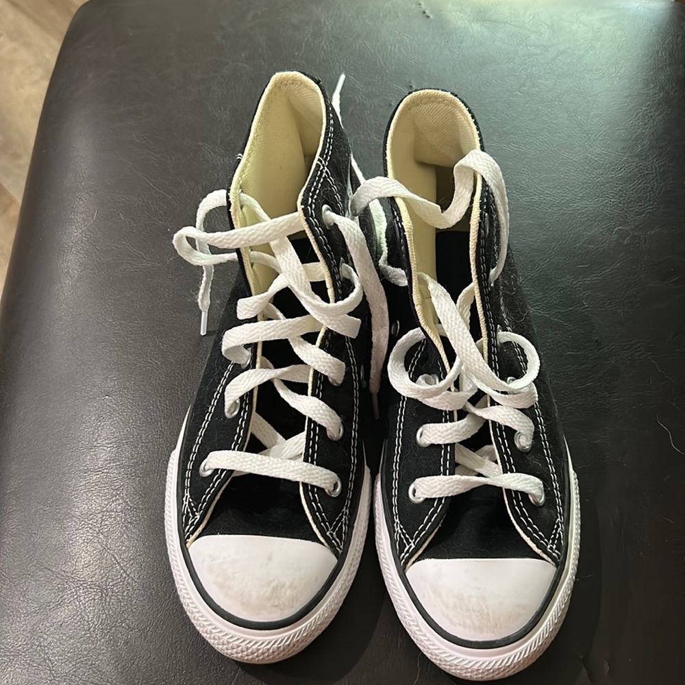 Girls high top Converse All Stars